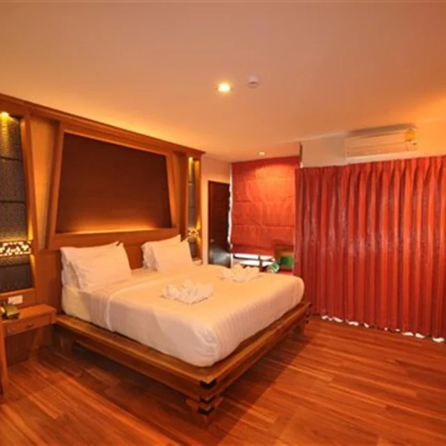 غرفة سوبيريور بسرير مزدوج في طابق منخفض، Chalelarn Hotel 2/7