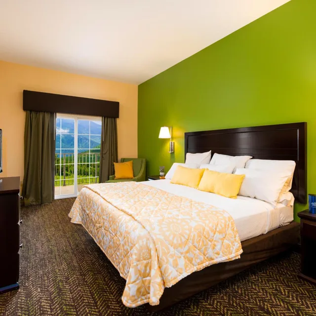 استوديو بسرير كينج مع أريكة، Resort At Governor S Crossing 1/4