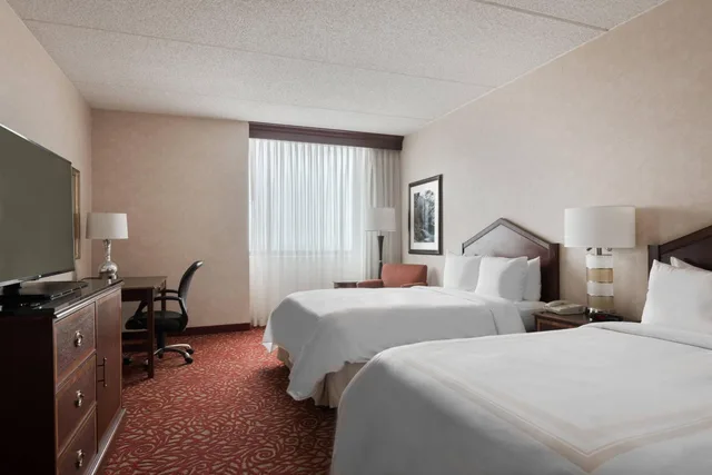 Room, 2 Double Beds, Accessible, Chicago Marriott Northwest 1/4