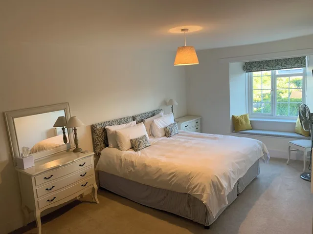 غرفة ديلوكس بسرير كينج، The Heritage Bed & Breakfast 2/5