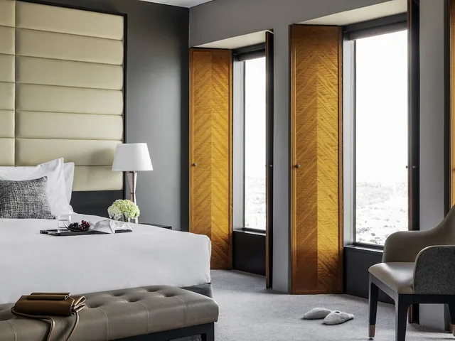 Junior Suite, King Bed, Bay View, Corner، Sofitel Melbourne On Collins 1/2