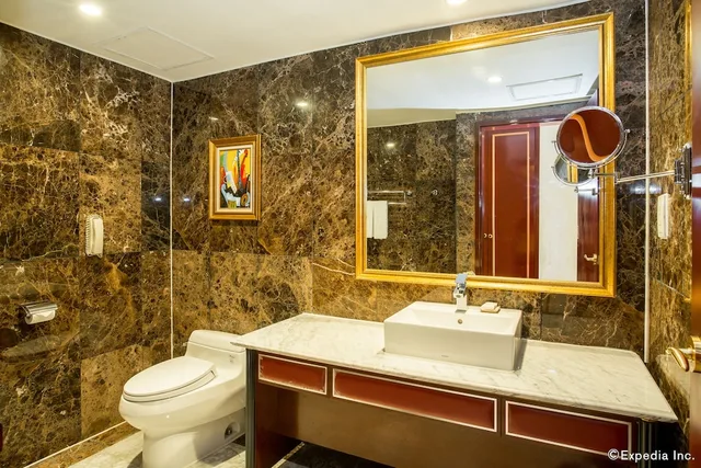 جناح تنفيذي بسرير كينج، Grand Plaza Hanoi 7/9