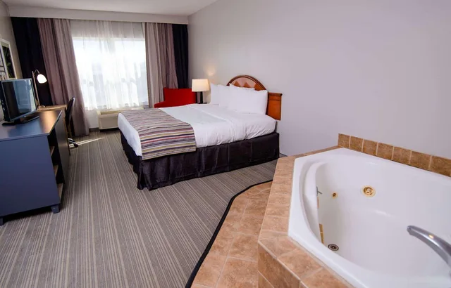 جناح بسرير كينج، Country Inn & Suites by Radisson, Brockton (Boston), MA 1/1