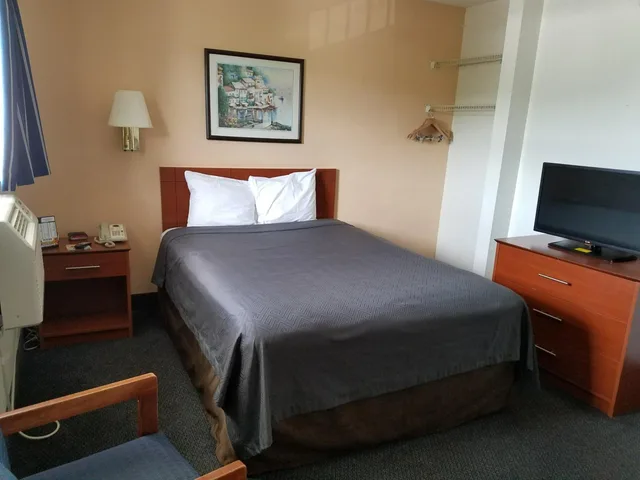 غرفة ديلوكس بسرير كوين، Studio6 Extended Stay - Fayetteville, NC - Fort Liberty Area 3/5