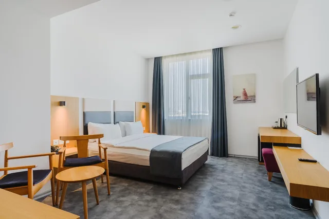 غرفة ديلوكس بسرير مزدوج، Ingate Hotel 1/1