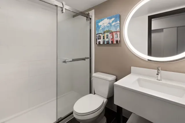 Standard, King Bed, Extra Floor Space، La Quinta Inn & Suites Washington DC-Capital/NoMA 7/8