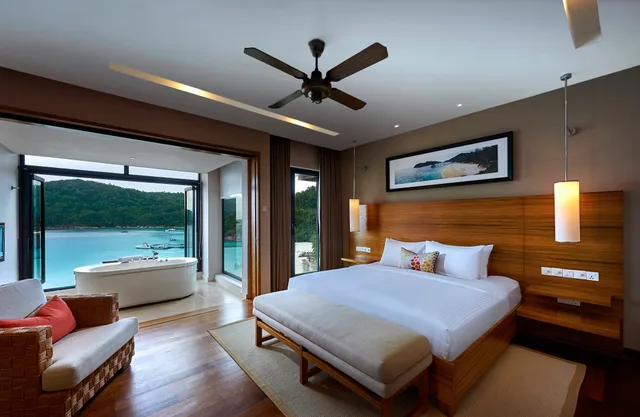 2 Bedroom Bayview Suite، The Taaras Beach and Spa Resort 1/10