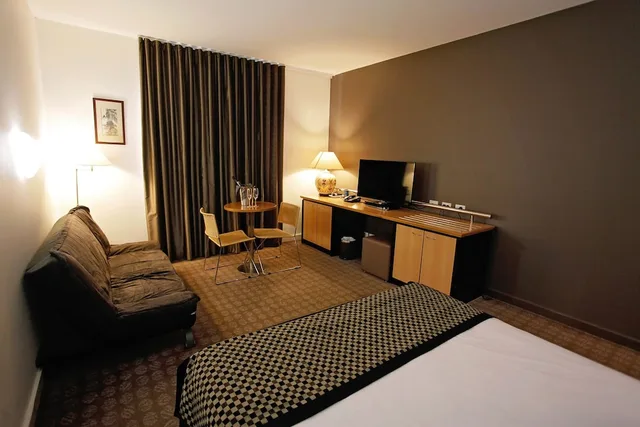 غرفة بسرير كوين، Golden Pebble Hotel 6/8