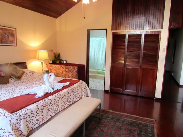 جناح ملكي بسرير كينج، The Cariari Bed and Breakfast 1/10