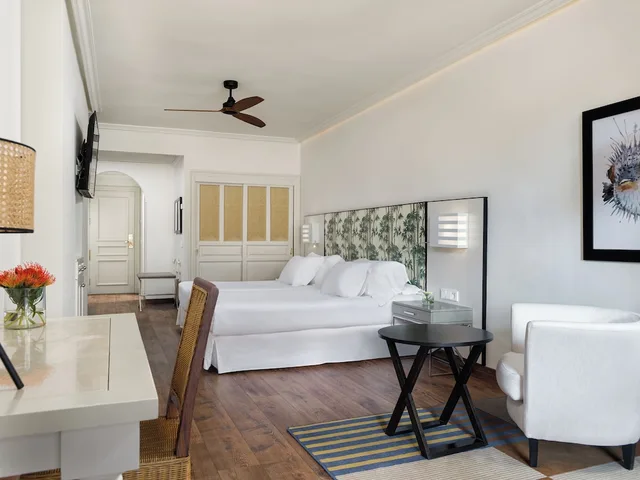 غرفة قياسية بسرير مزدوج، H10 Costa Adeje Palace 6/9