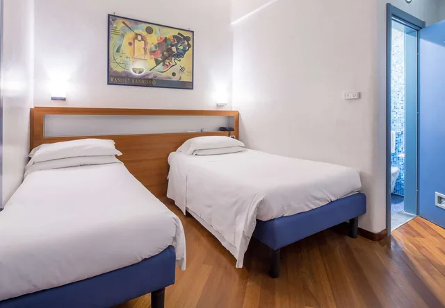 Super, Twin Beds، Best Western Plus Hotel Plaza 1/6