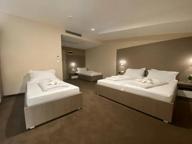 غرفة عائلية، Hotel Narenta 2/8