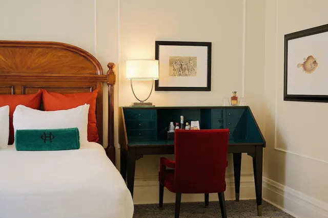 غرفة بريميوم كلاسيكية بسرير كينج، The Oxford Hotel 9/10