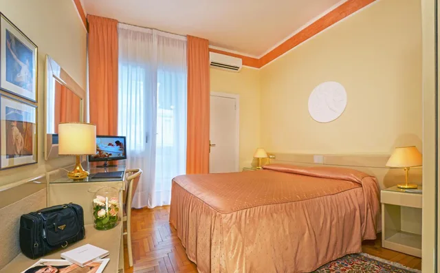 غرفة اقتصادية بسرير مزدوج أو سريرين منفصلين، Hotel Aurora Terme 4/10