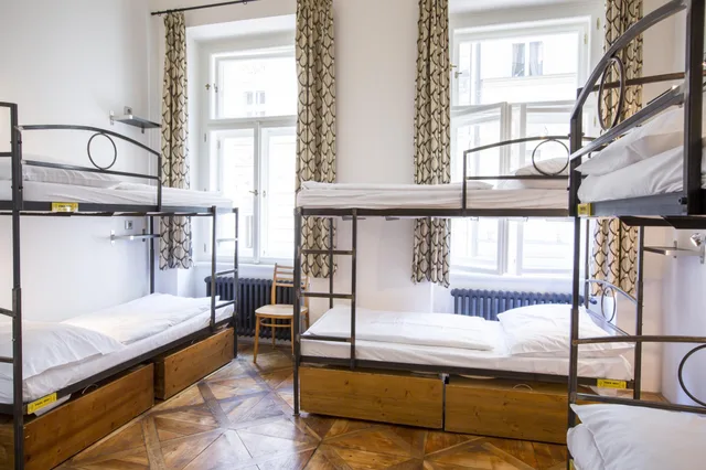 غرفة بستة أسرّة، Sophie Apos S Hostel 1/1