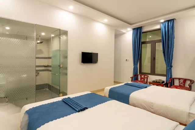 غرفة ديلوكس بسرير مزدوج أو سريرين منفصلين بشرفة، An Bang Scent Beach Homestay 5/10