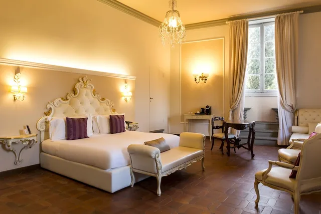 Della, 1 Double and 1 Single Bed, with View، Art Hotel Villa Agape 4/10