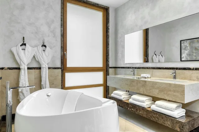 فيلا بسرير مزدوج بإطلالة على الحديقة بشرفة بغرفة نوم واحدة، Parklane a Luxury Collection Resort and Spa Limassol 5/5