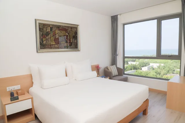 شقة بسرير كوين وسريرين منفصلين بغرفتي نوم، NAMAN RETREAT 6/10