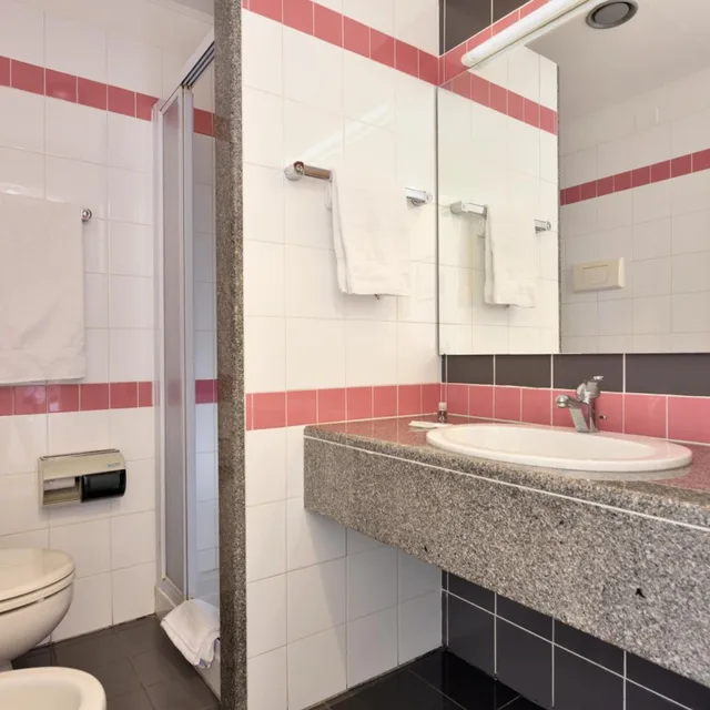 غرفة مفردة، Orri Hotel 7/13