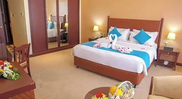 Deluxe King Room, Palette Luxury Marina View Formerly Happy Days Hotel 1/4