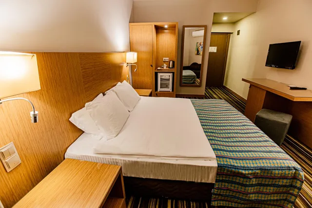غرفة قياسية بسرير مزدوج، Hotel Mustafa 8/10
