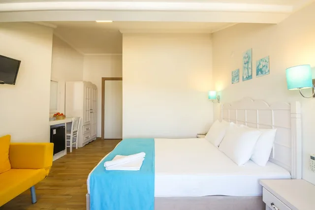 Standard, Double Bed, Sea View, Bora Hotel 4/5