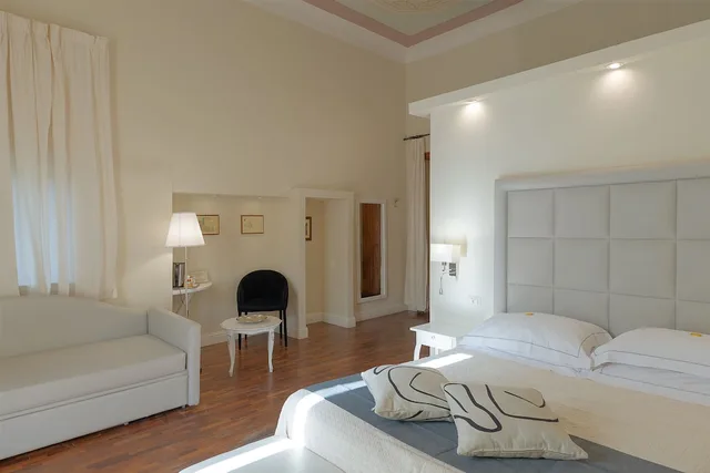 غرفة جونيور رباعية بسرير مزدوج مع أريكة، Hotel Palazzo Sa Pischedda 2/6
