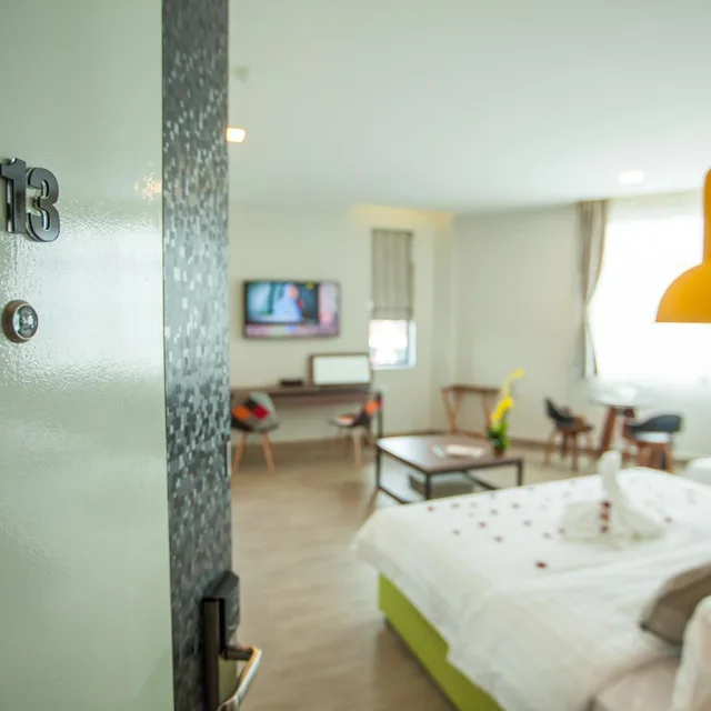 جناح عائلي، Bzz Hotel 3/5