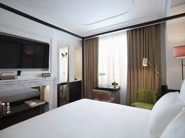 غرفة كلاسيكية بسرير كينج، Villa Brown Ermou, a member of Brown Hotels 3/10