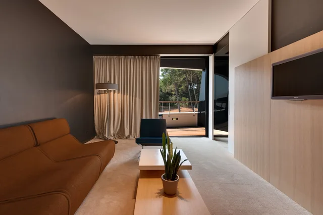 Gallery Suite، Lone Hotel by Maistra Collection 7/11