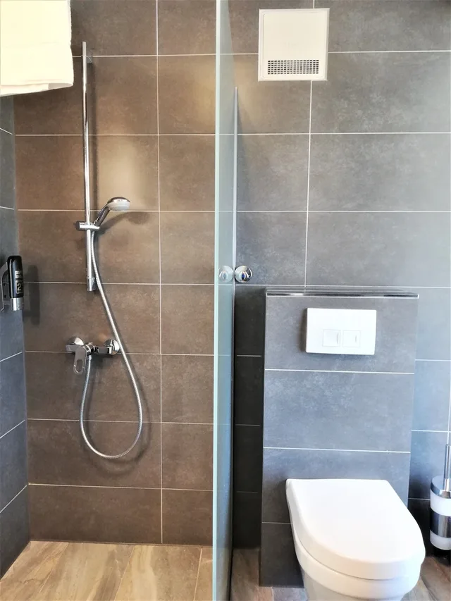غرفة رباعية بسريرين كوين، Hotel Central Heidelberg 2/2