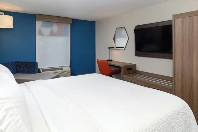 غرفة قياسية بسرير كينج، Holiday Inn Express Hotel And Suites Marysville 2/7