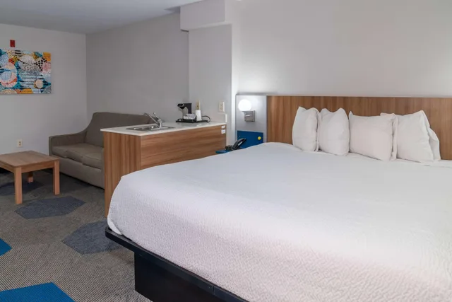استوديو بسرير كينج، Microtel Inn and Suites by Wyndham Pigeon Forge 1/3