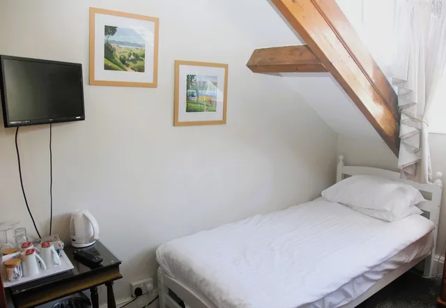 غرفة عائلية بسرير مزدوج وسرير فردي، Kirkwood Guest House 4/5