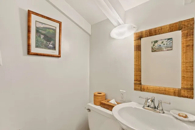 غرفة ديلوكس بسرير مزدوج بإطلالة على الحديقة، Aston Maui Kaanapali Villas 5/7