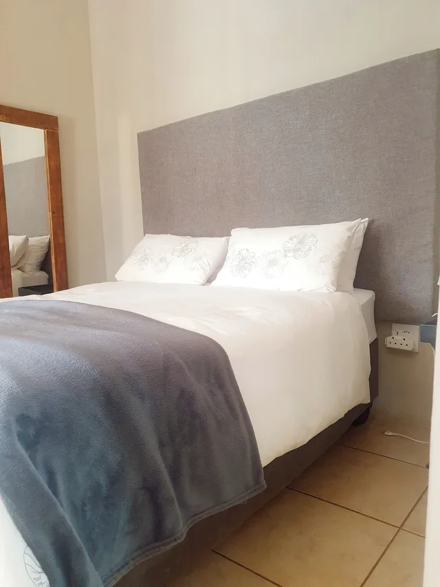 2 Bedrooms, Family, Bungalow, Queen and Twin Beds, Gecko Cottage 4/10