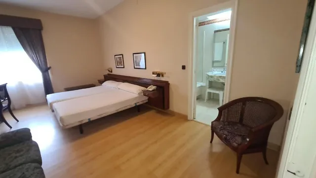 غرفة بسرير مزدوج أو سريرين منفصلين، Hotel Las Sirenas 1/2