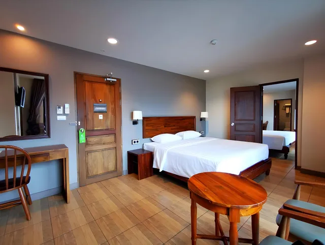 غرفة متصلة بسرير مزدوج، The Mangrove Hotel 2/2
