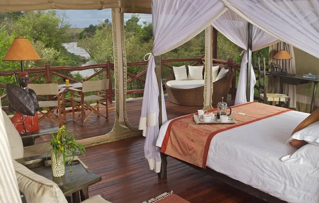 غرفة فاخرة ثلاثية بثلاثة أسرّة بإطلالة على النهر، Ashnil Mara Camp 4/10