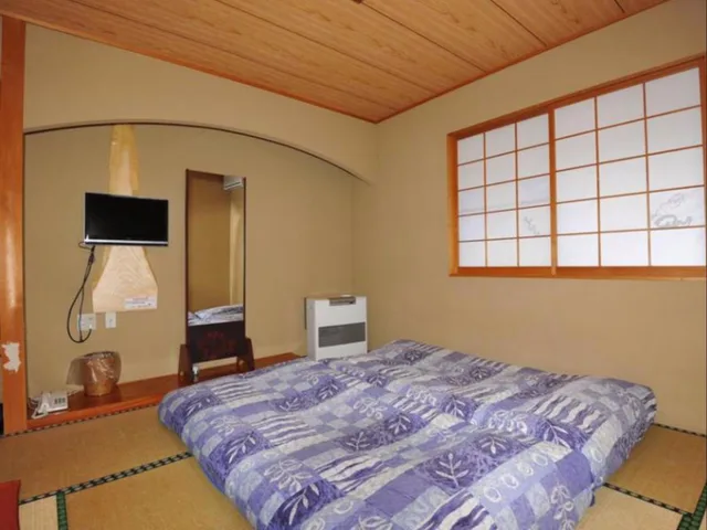 Japanese, Twin Beds, Annex Turtle Hotori-An 1/2