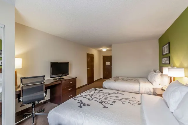 غرفة بسريرين مزدوجين، Sleep Inn and Suites Harrisonburg Near University 3/4
