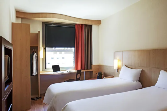 Standard, Triple, Hotel Ibis Strasbourg Centre Petite France 5/10