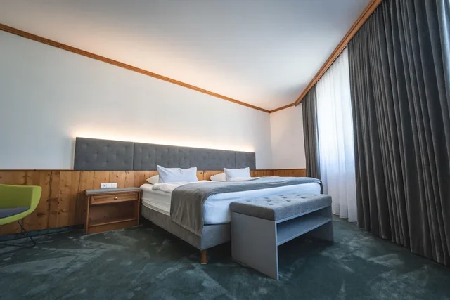 جناح جونيور بسرير كينج مع أريكة بمنطقة جلوس، Hotel Gut Matheshof, BW Signature Collection 1/3