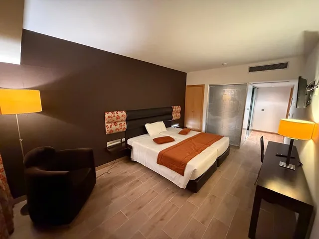 غرفة سوبيريور بسريرين منفصلين، LUNA HOTEL DOS CARQUEIJAIS(FORMERLY HOTEL DOS CARQUEIJAIS) 1/7