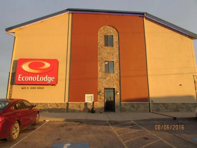 1 Bedroom, Suite, Jetted Tub, Econo Lodge Black Hills 1/1