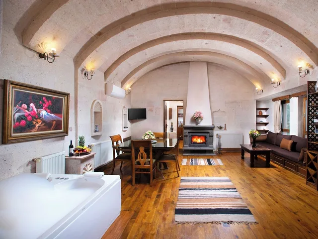 Suite, Mansion, King Bed, Queen Bed، Minia Cave Hotel Ortahisar 2/3