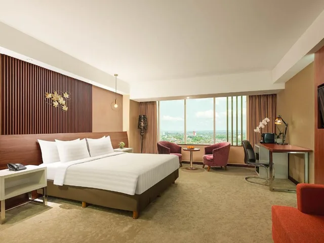 جناح جونيور، The Alana Yogyakarta Hotel & Convention Center 2/2