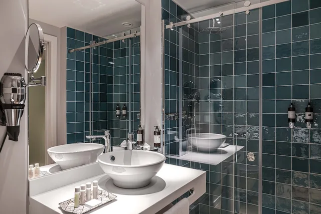 غرفة بريميوم بسرير مزدوج، Hotel Vincci Bonjardim 5/7