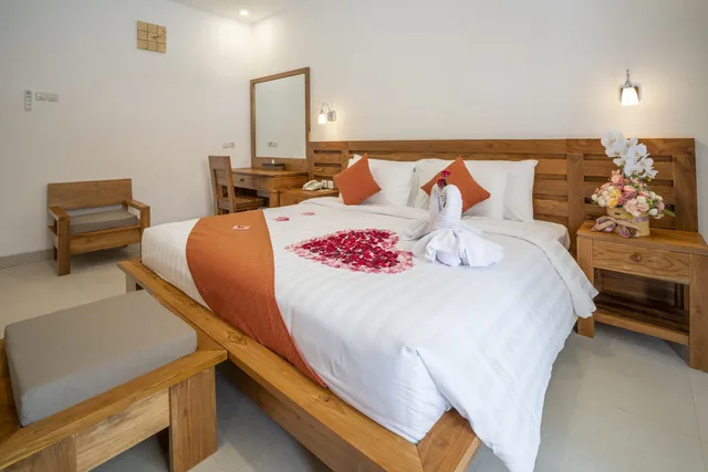 Lagoon, King Bed، The Salila Beach Resort 2/10